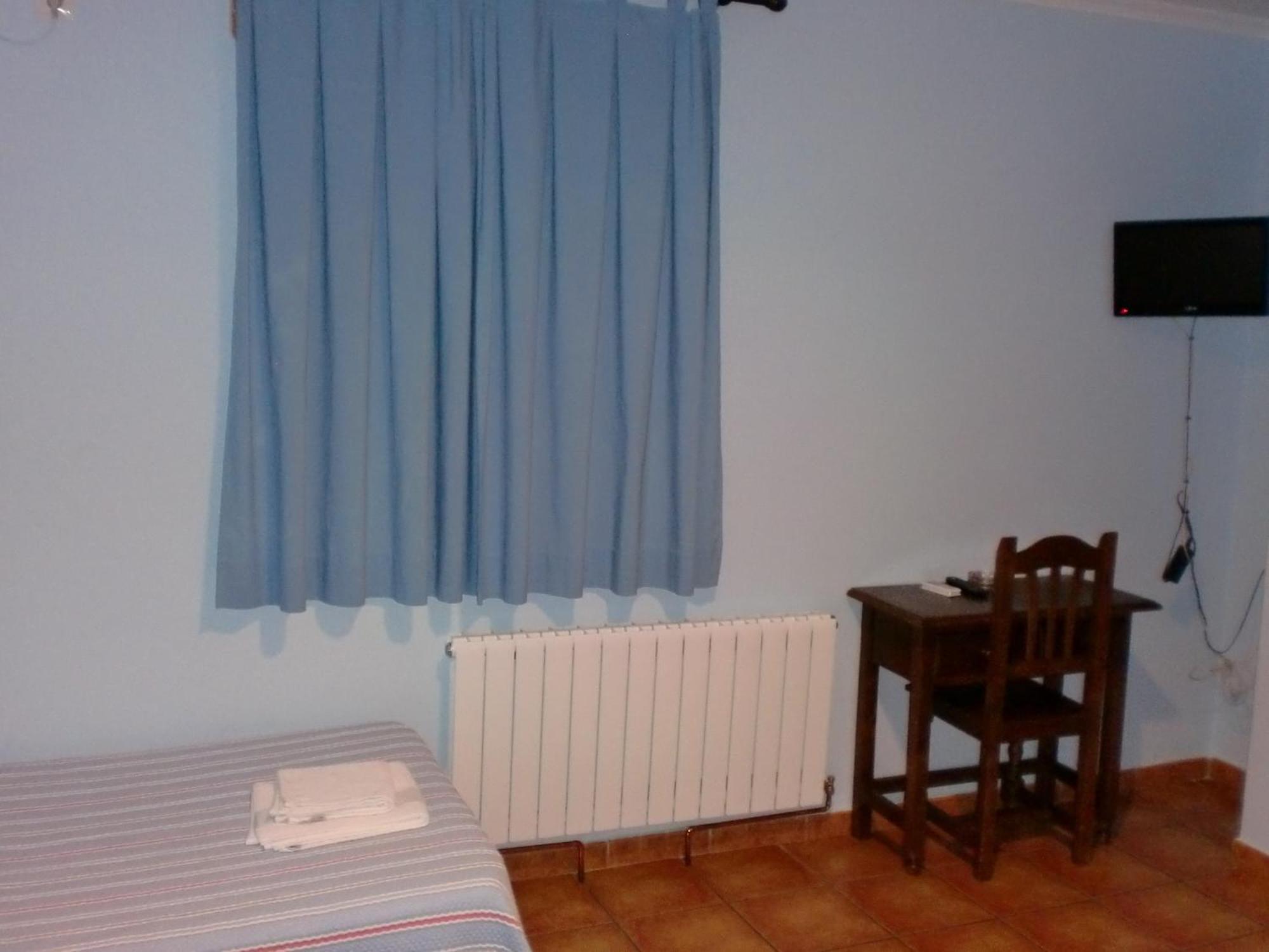Hostal Las Tres Jotas Алькарасехос Номер фото