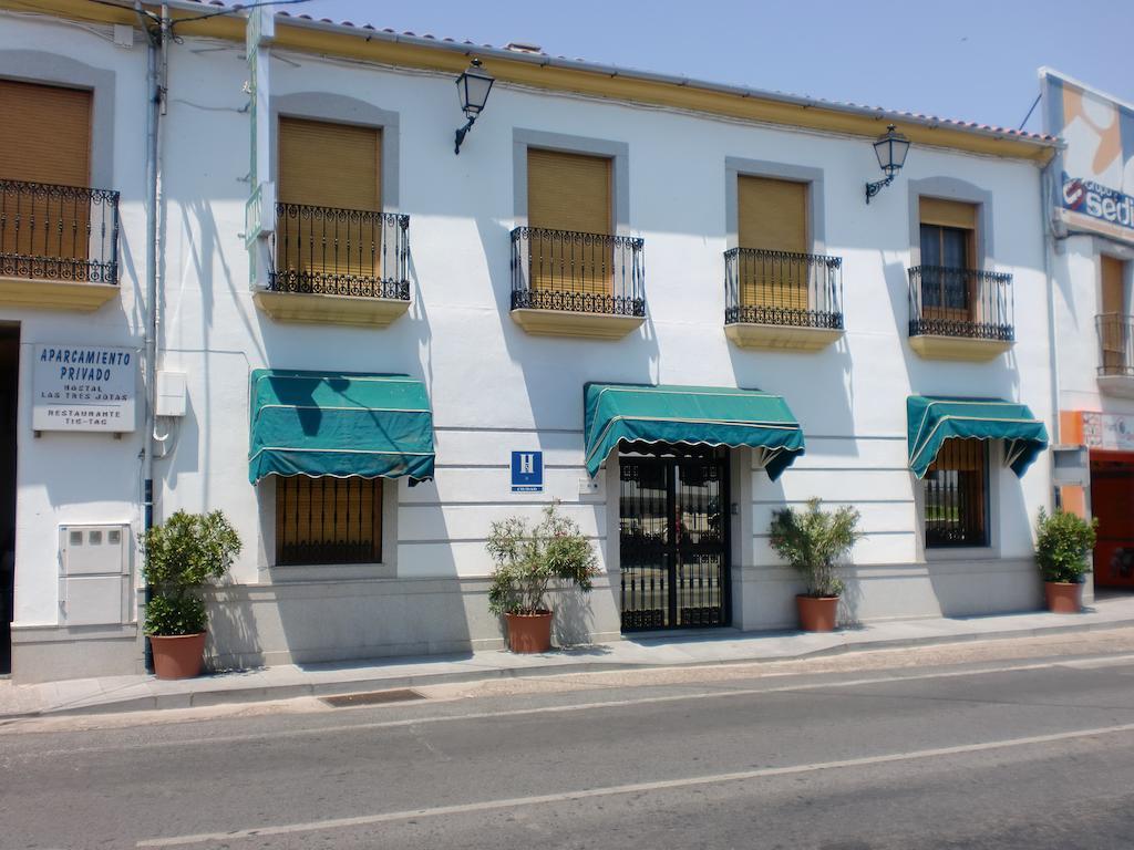 Hostal Las Tres Jotas Алькарасехос Экстерьер фото